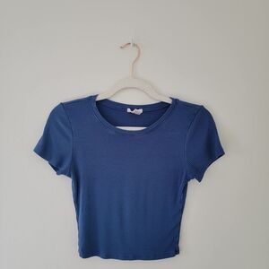 Bozzolo Navy Ribbed Crop Top